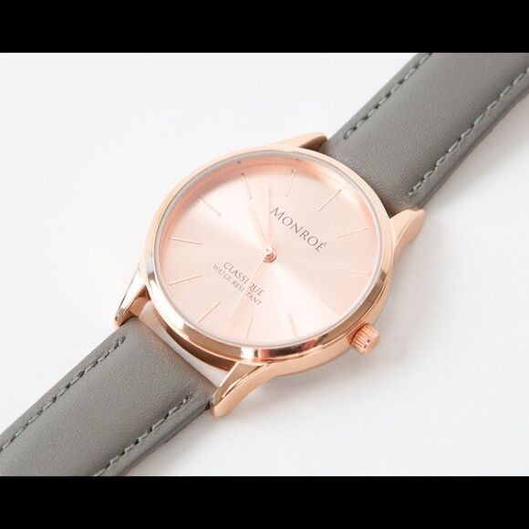 ✨HP✨Monroé Classique Watch in Sunburst Solérose✨ - Picture 5 of 7